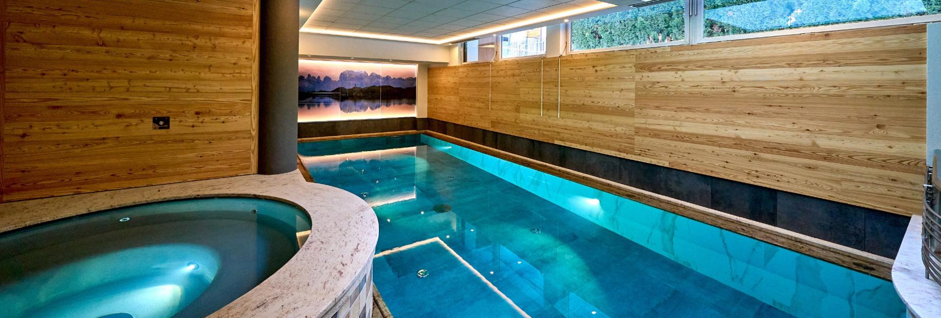 hotelcristinapinzolo it piscina-coperta 013