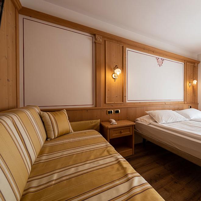 hotelcristinapinzolo en double-rooms 014