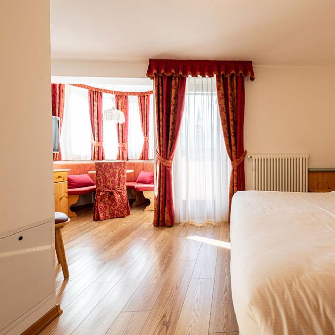 hotelcristinapinzolo en double-rooms 015