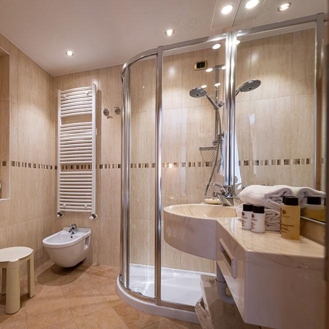 hotelcristinapinzolo it camere-matrimoniali-superior 017