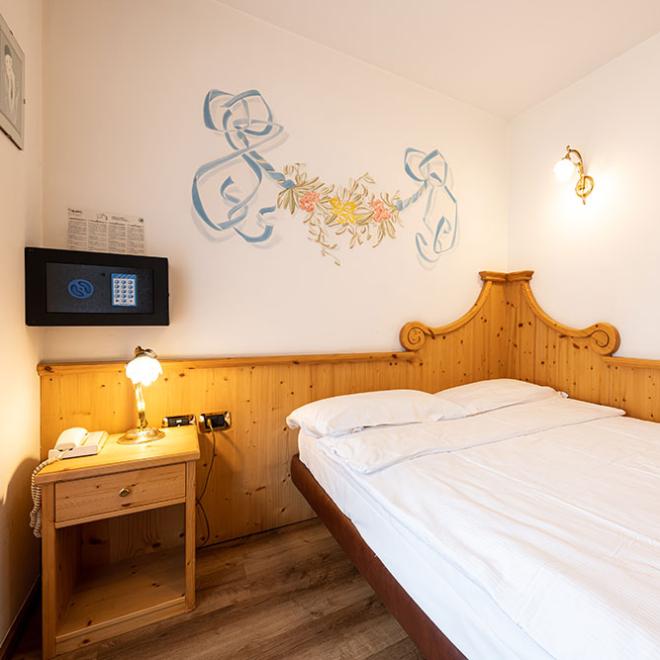 hotelcristinapinzolo it camera-singola 014